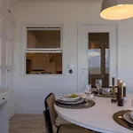 Casiola - Beautiful Seaview With Private Garage Apartamento