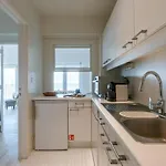 Casiola - Beautiful Seaview With Private Garage Апартаменты *