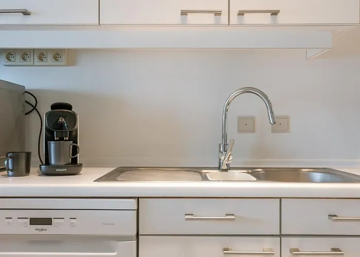 Huswell - Beautiful Seaview With Private Garage * Ostend