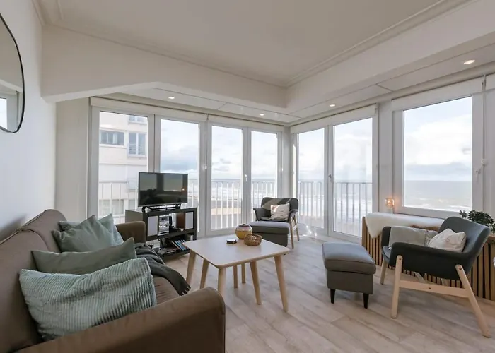 Huswell - Beautiful Seaview With Private Garage *