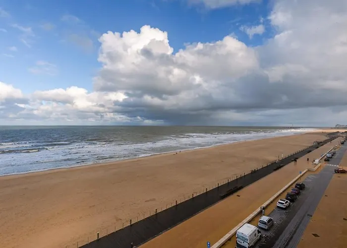 Huswell - Beautiful Seaview With Private Garage *