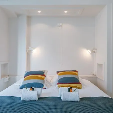 Casiola - Beautiful Seaview With Private Garage オステンド