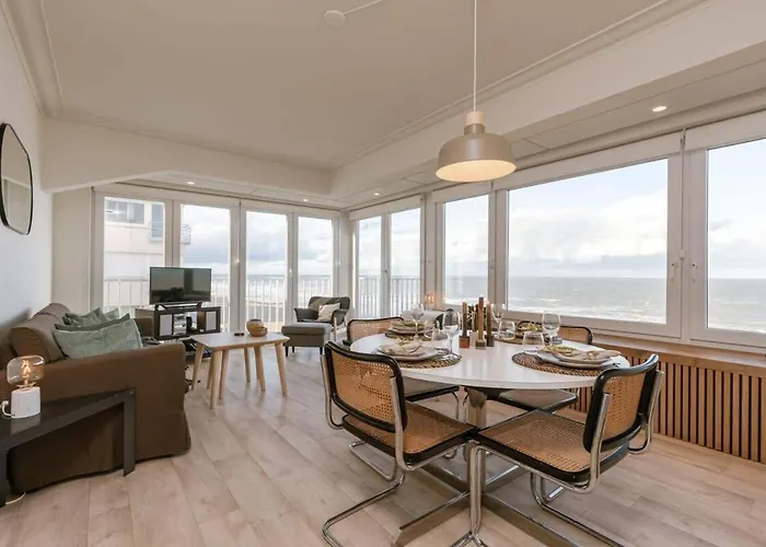 Huswell - Beautiful Seaview With Private Garage Ostende